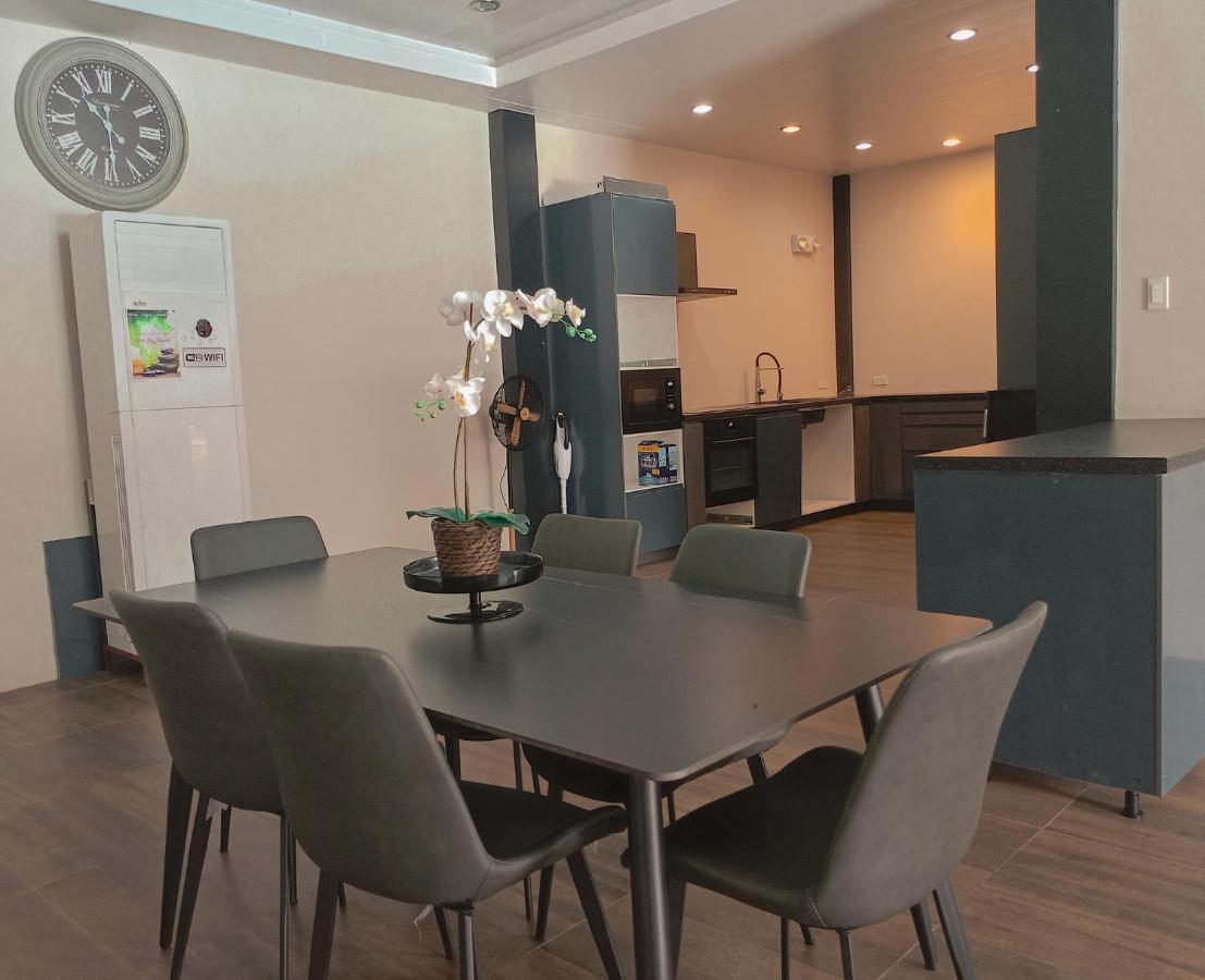 De Porch Hotel Bolinao Room photo