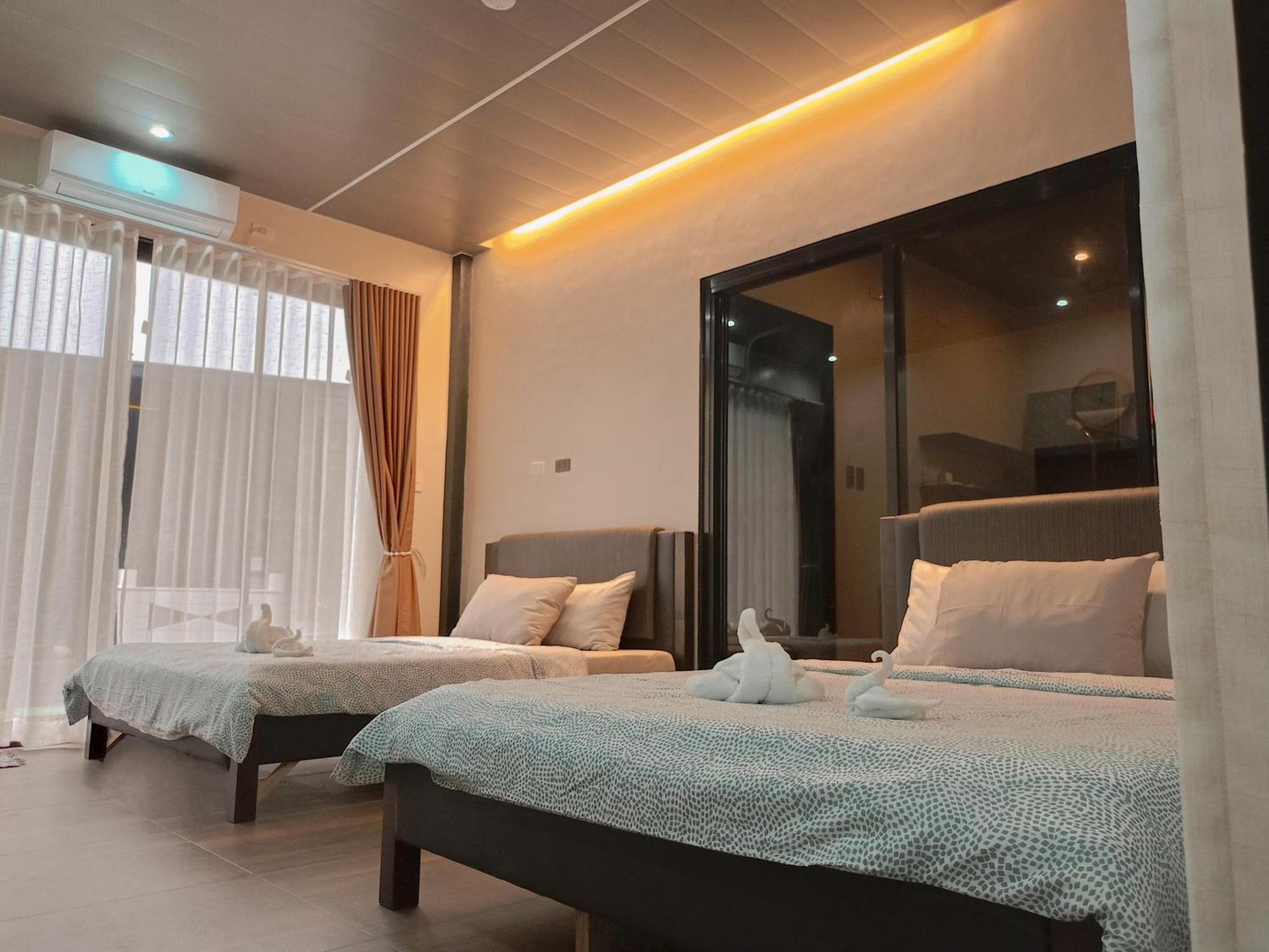 De Porch Hotel Bolinao Exterior photo